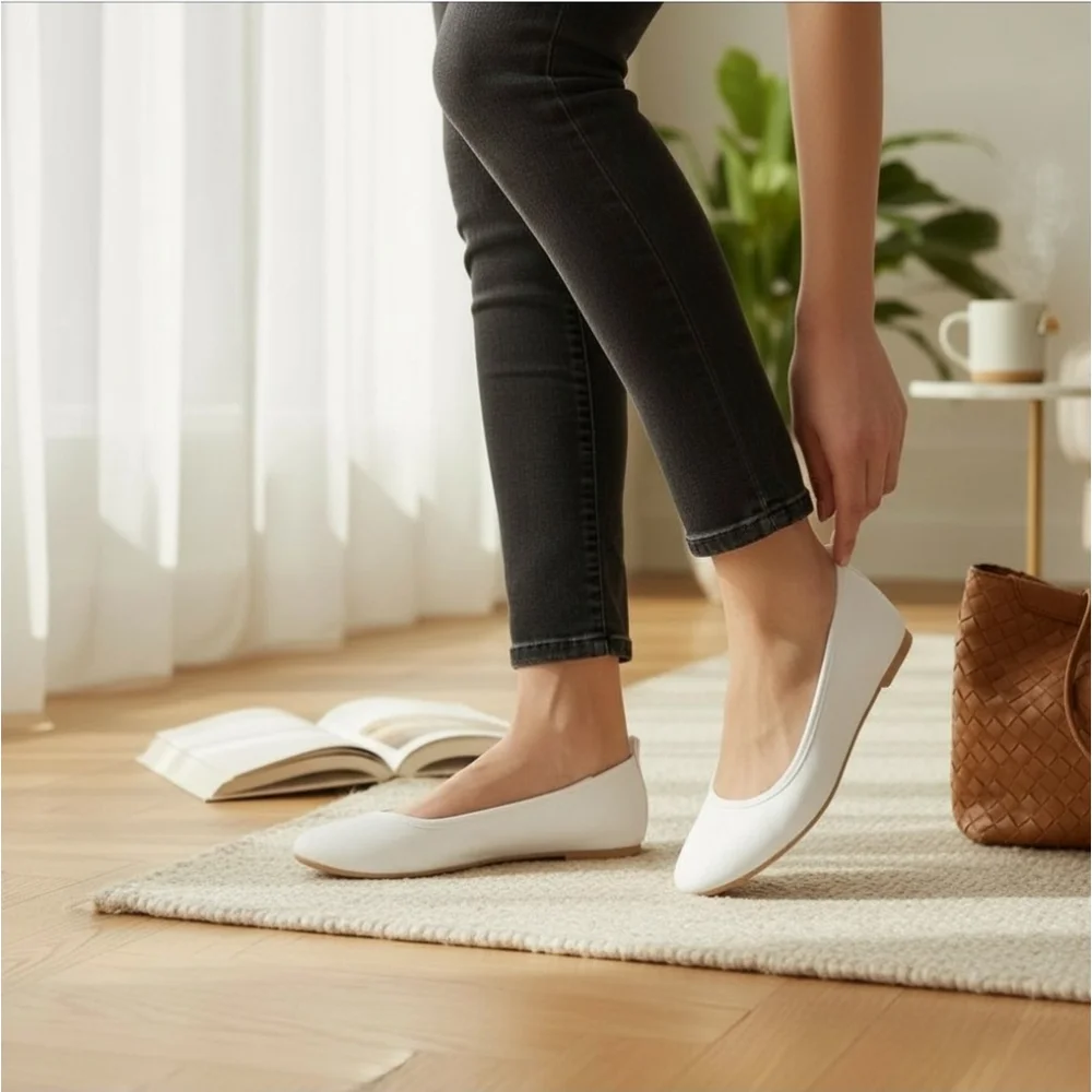 Sun and Stone Avvery Retro Ballet Flats Moccasins 8 M White